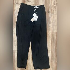 NWT Vuori Essential Wideleg Black Heather  Pants